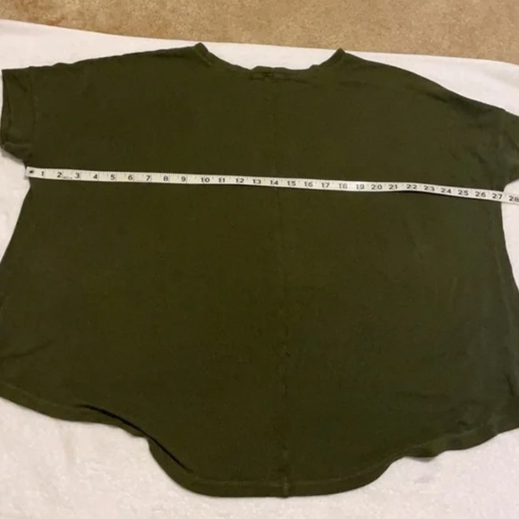 Urban Outfitters Truly Madly Deeply Green T-Shirt - Picture 7 of 7